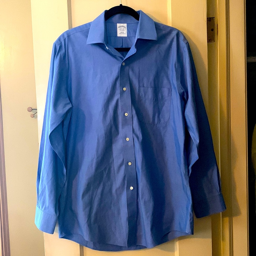 Mens blue Brooks Brothers button down size 15 1/2-33